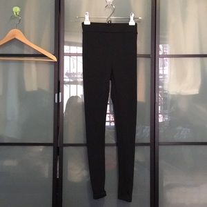 Black heat tech legging